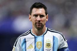 Messi hjálpar Argentínu að vinna