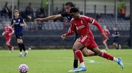 Isaac Konde fer til Manchester United