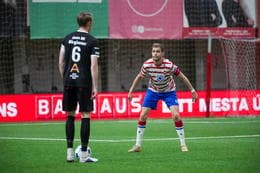 HK tapaði í fótboltaleik