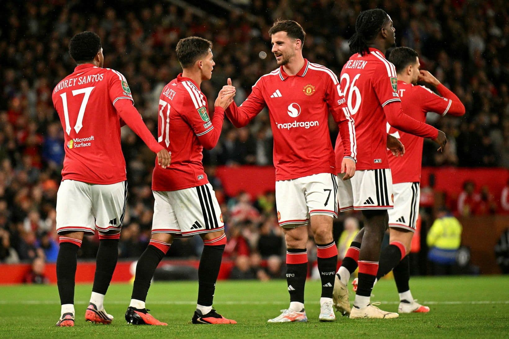 Fulham og Manchester United mætast í fótbolta
