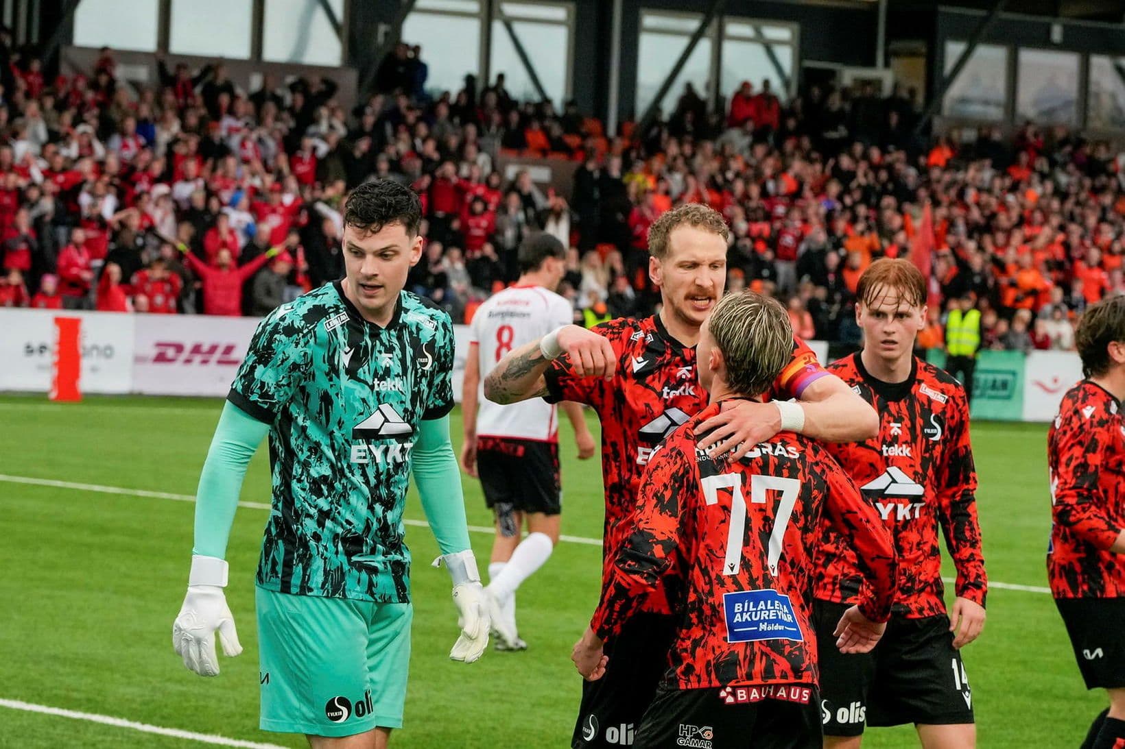 Spennandi lokaumferð í fótbolta