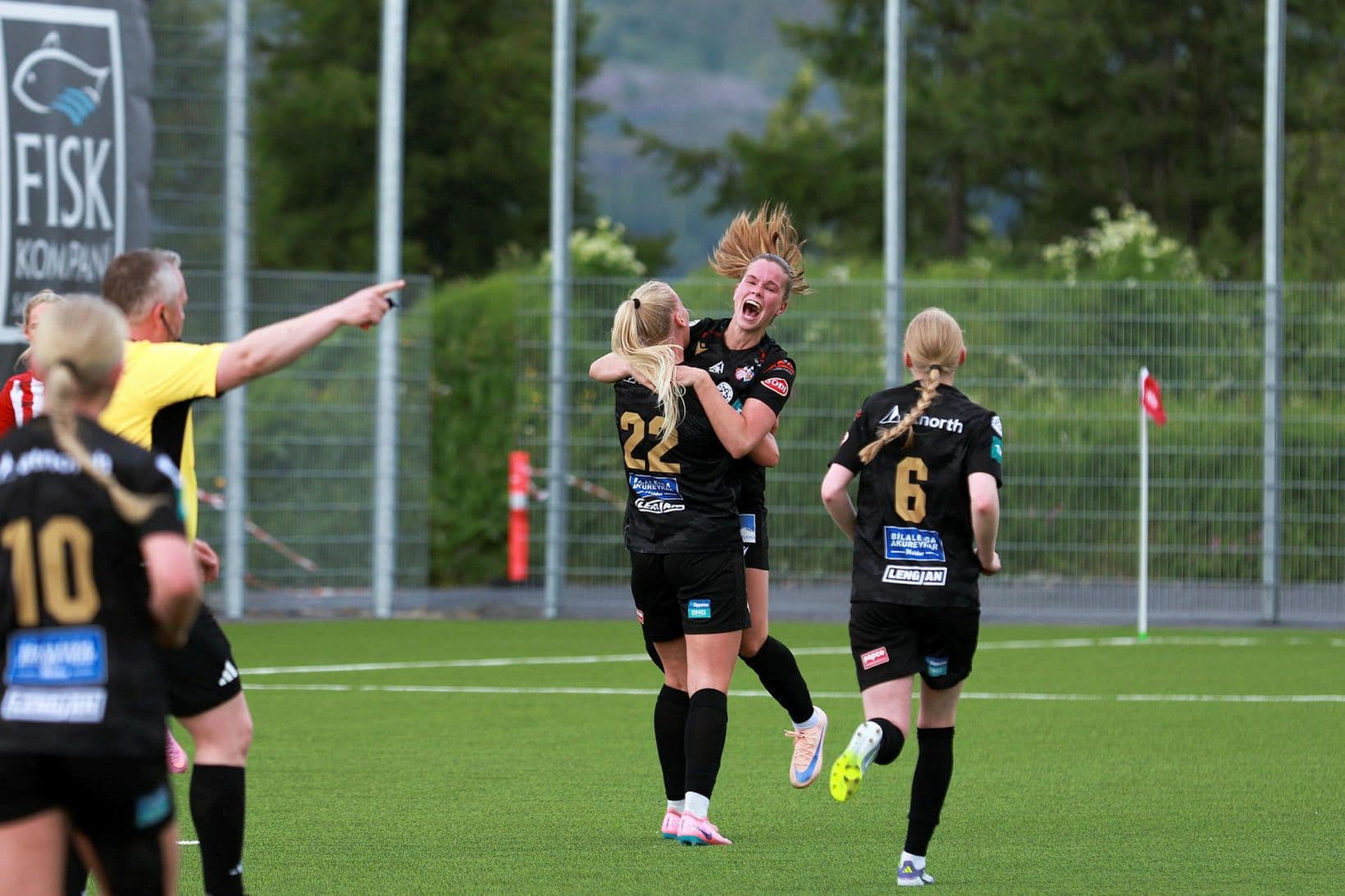 Þór/KA sigraði ÍBV í fótbolta
