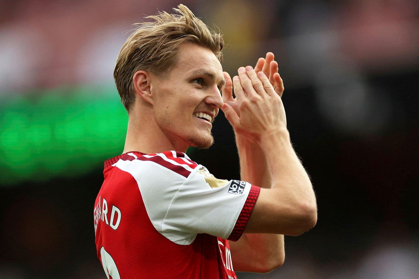 Martin Ödegaard skorar fyrir Arsenal