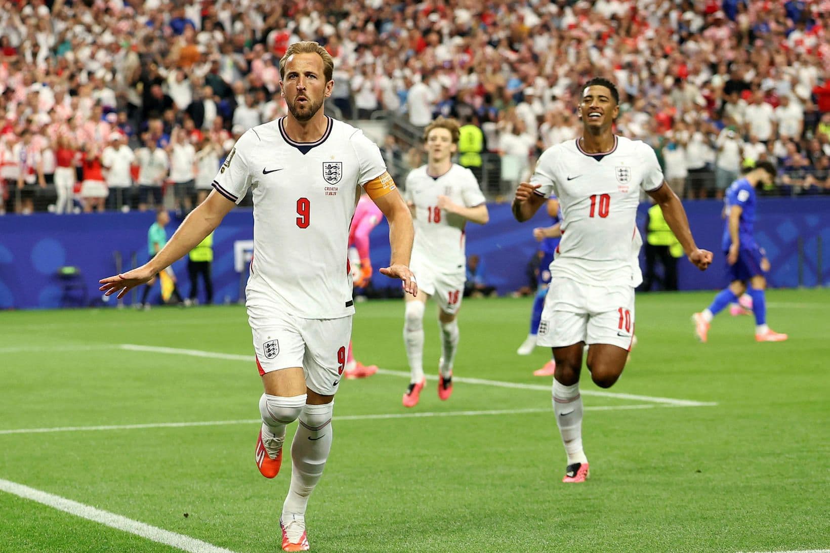Harry Kane er besti framherji Englands