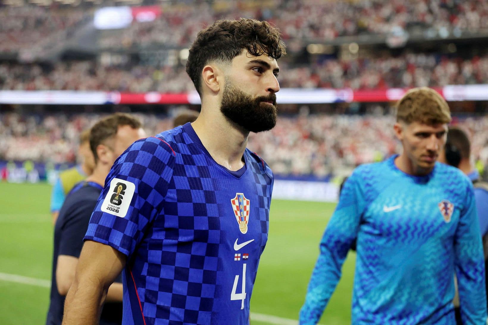 Josko Gvardiol skrifar undir hjá Manchester City