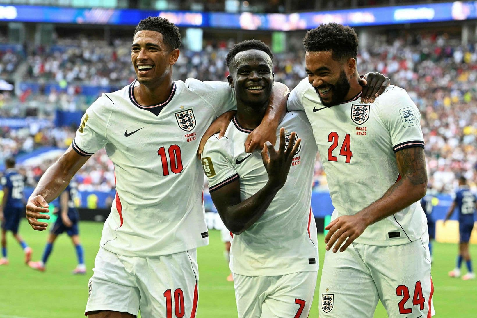 England vinnur brons í spennandi fótboltaleik
