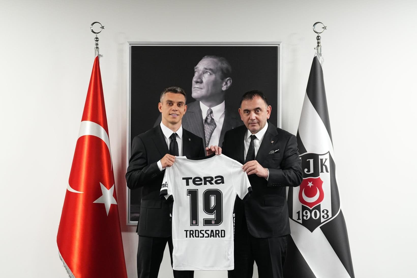 Leandro Trossard fer til Tyrklands
