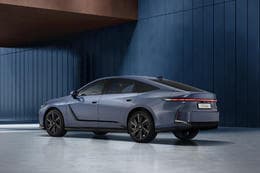 Nýr Lexus ES 500e kynntur í Kauptúni