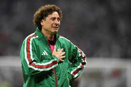 Guillermo Ochoa hættir í fótbolta
