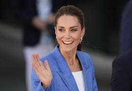 Katrín prinsessa í flottum klæðnaði á Wimbledon