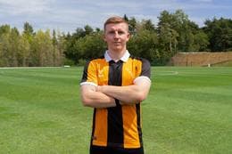 Matt Targett gengur til liðs við Hull