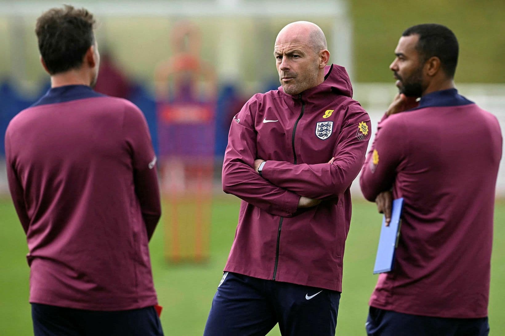 Ashley Cole hættir sem þjálfari