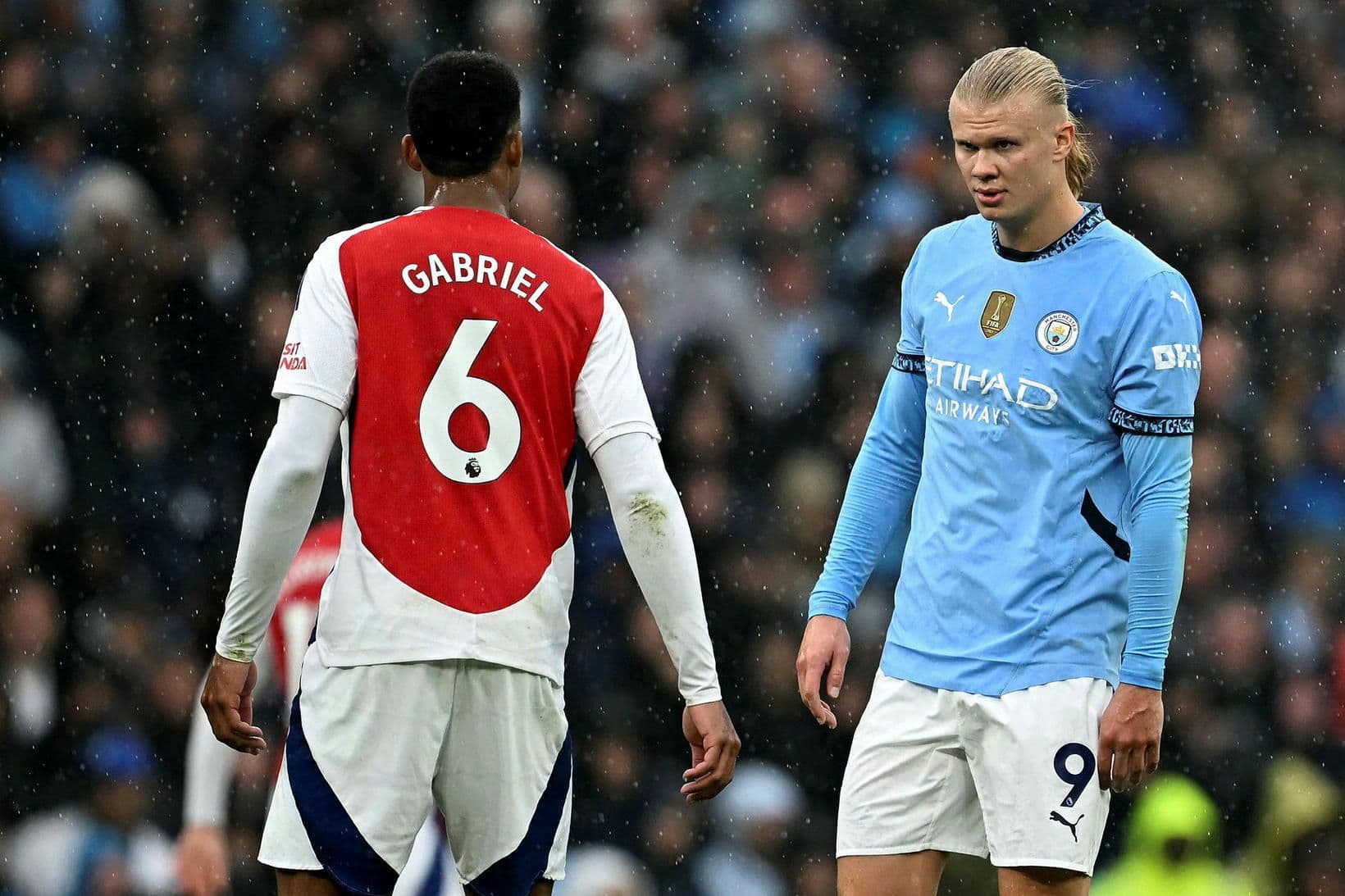 Arsenal og Manchester City spila í Wales