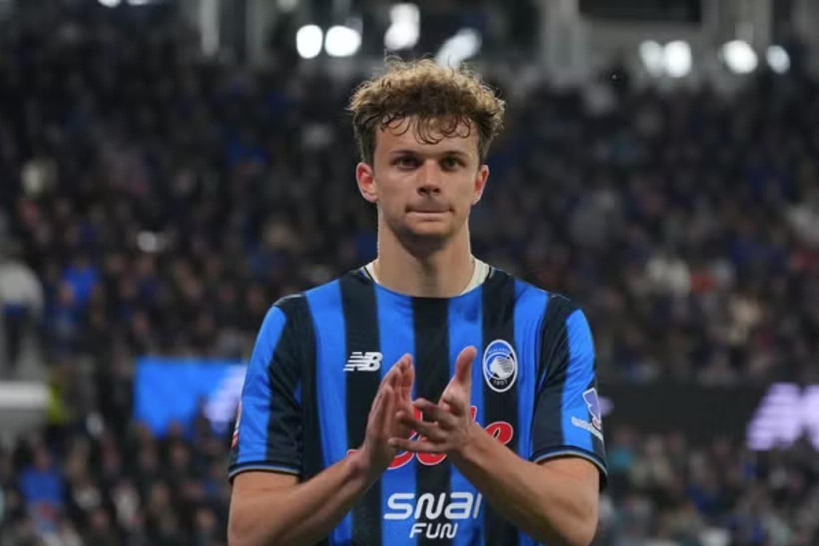 Manchester United vill fá ítalskan varnarmann