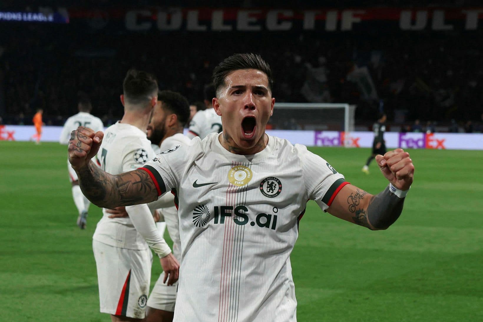 Enzo Fernández íhugar framtíð sína