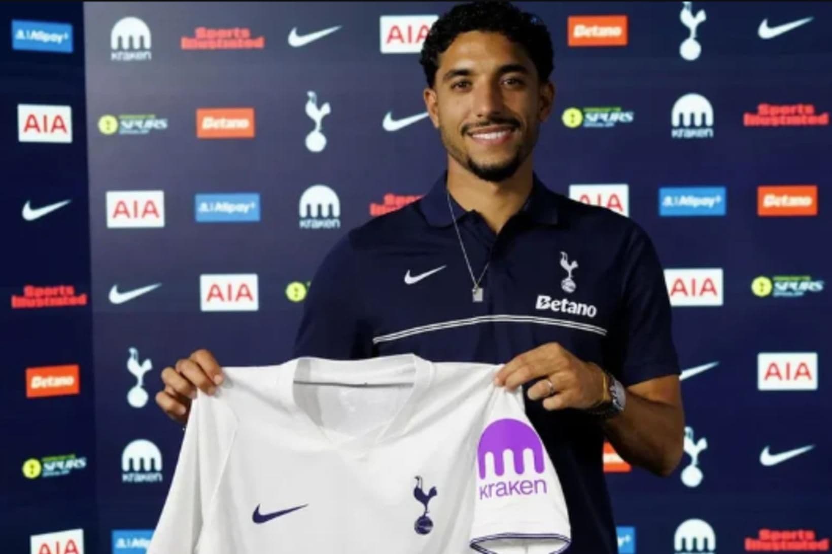 Omar Marmoush kemur til Tottenham