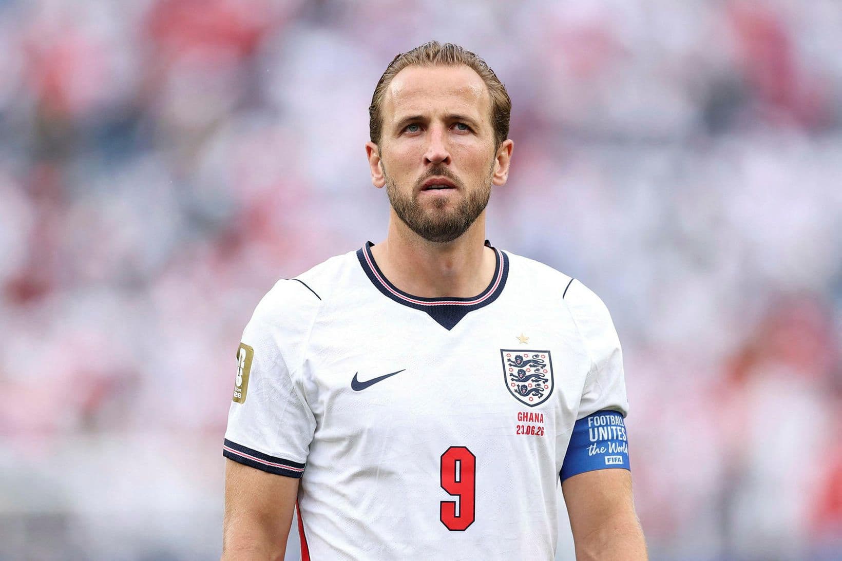 Harry Kane skrifar undir nýjan samning
