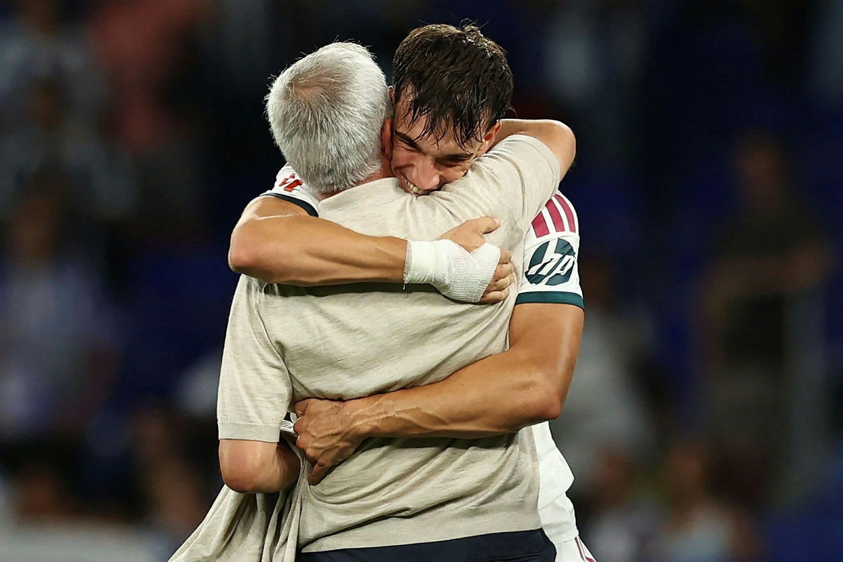 Mourinho minnir á nýju innkastregluna
