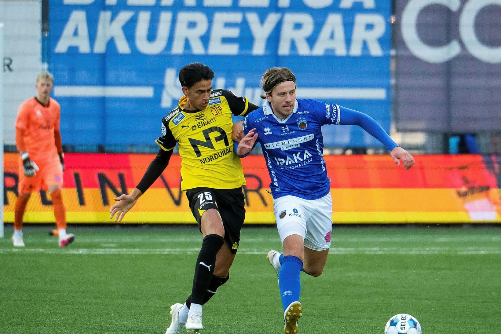 Markús Páll eftirsóttur af erlendum félögum